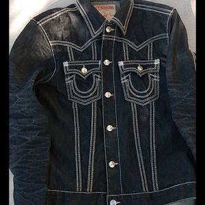 This beautiful jacket is in perfect condition